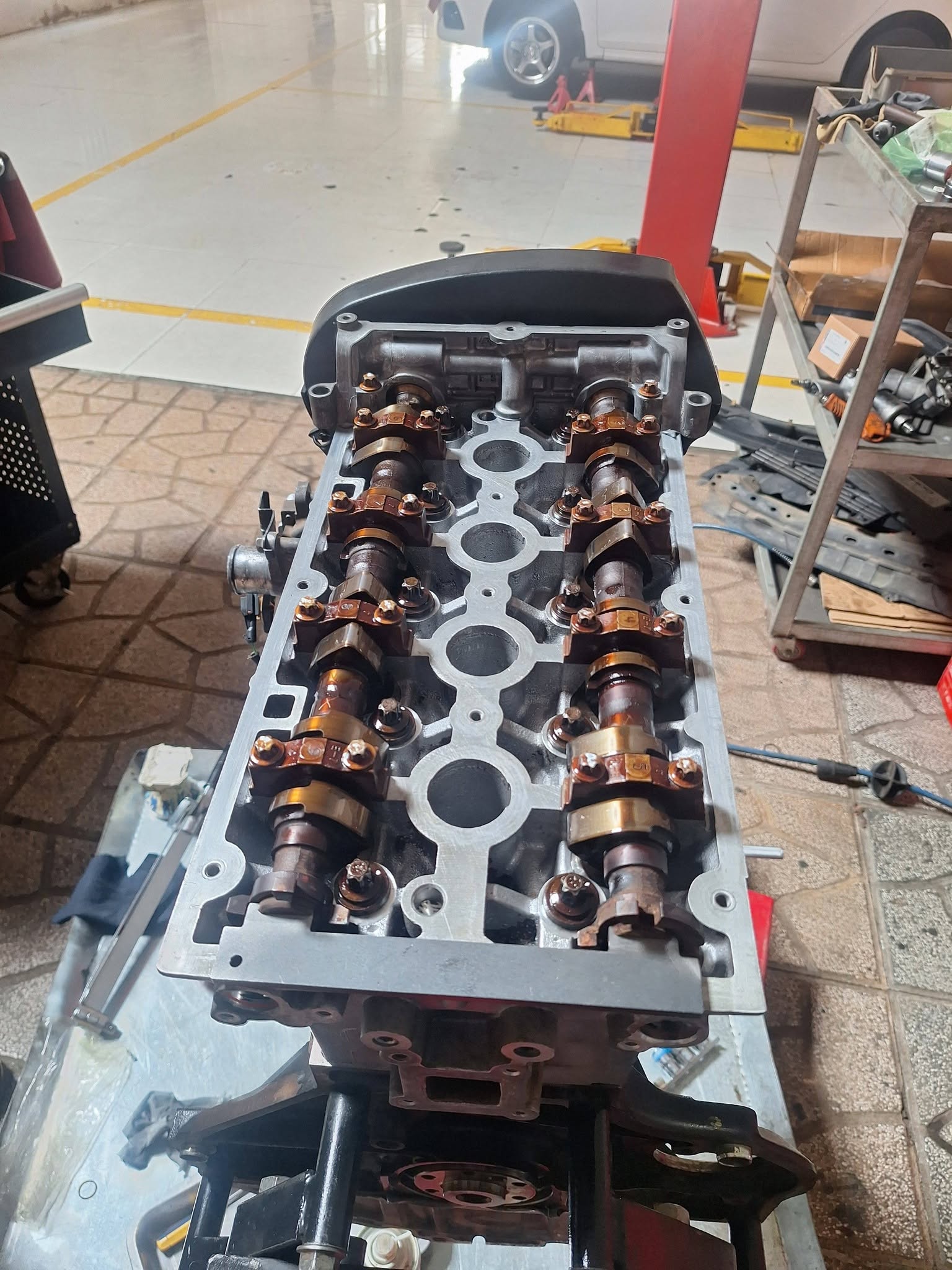 Công việc hàng ngày của Garage Ô Tô Tân Phú.